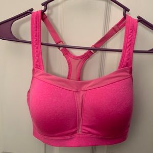 C9 by Champion hot pink racer back duo dry sports bra 34C. Adjustable straps.